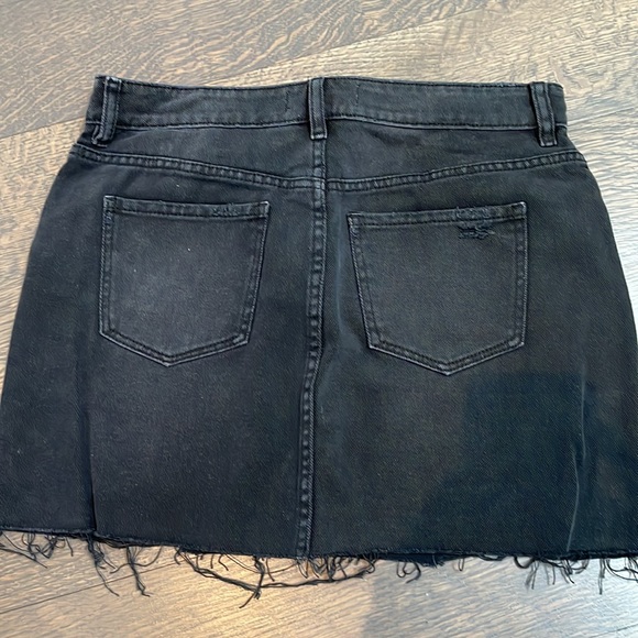 BNWOT PAC SUN BLACK DENIM MINI Skirt - Picture 4 of 4